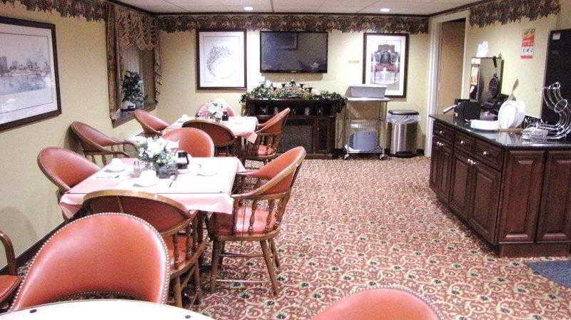 Econo Lodge Квакертаун Экстерьер фото